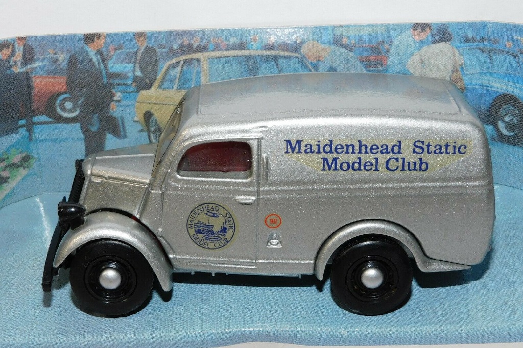 1950 Ford E83W Van in Maidenhead Static Model Club livery, superb detail throughout